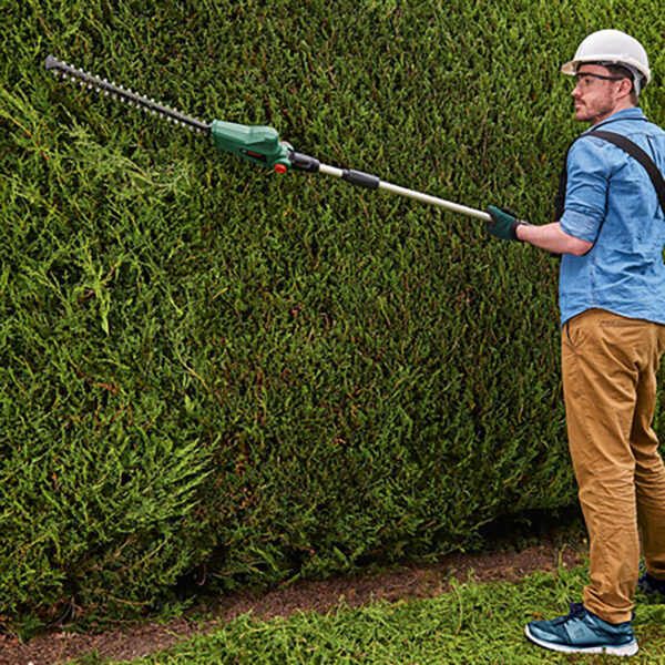 Bosch Universal Hedgepole 18 Solo Teleskopik Akülü Çit Budama Makinesi (Akü ve Şarj Cihazı Dahil Değildir) - Görsel 3