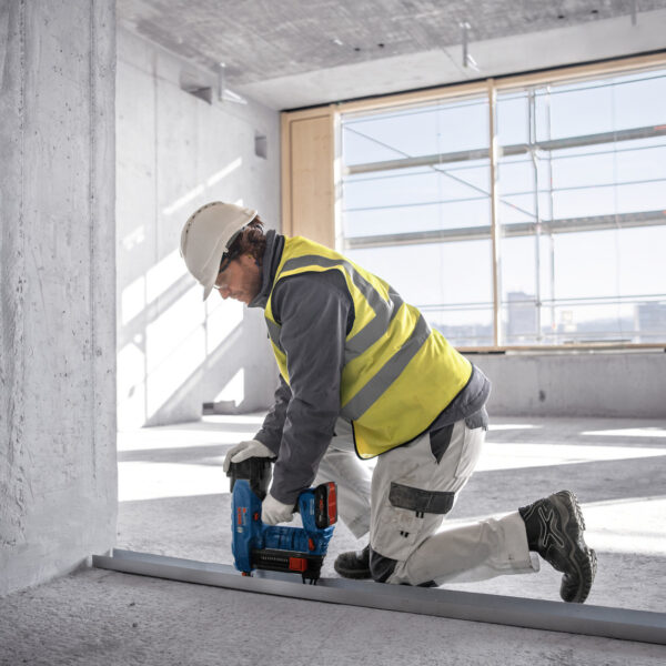 Bosch GNB 18V-38 Profesyonel Akülü Beton Çivi Çakma Makinesi - Görsel 5
